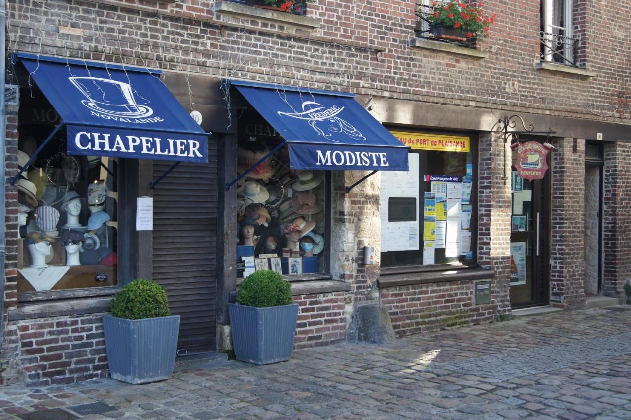 Le Perchoir De St-Antoine - Centre Historique D'Honfleur Avec Vue Sur Le Port, Netflix, Jeux, Vinyles Apartment Luaran gambar